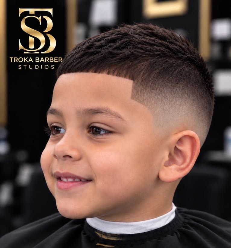 Ejemplo de Corte para niños skin fade o taper (10 años o menos) realizado en Troka Barber Studios