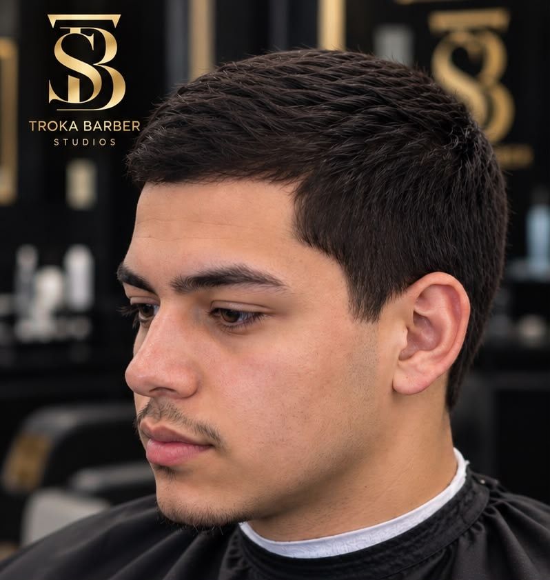 Ejemplo de Corte regular realizado en Troka Barber Studios